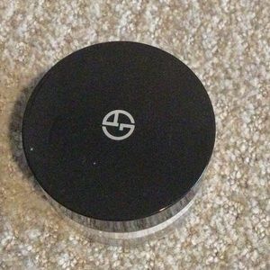 Giorgio Armani lose Poweder in Nude